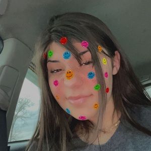 Meet your Posher, Ariana